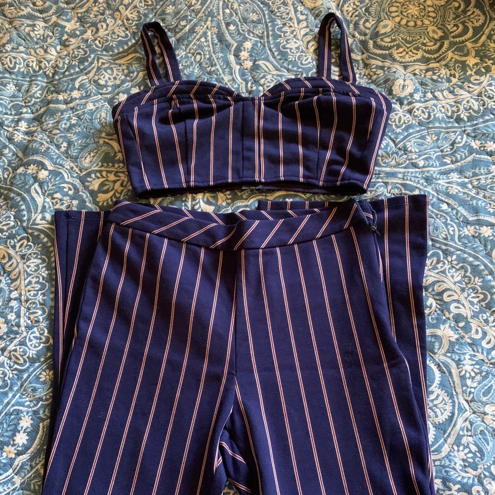 Lexi drew two piece set